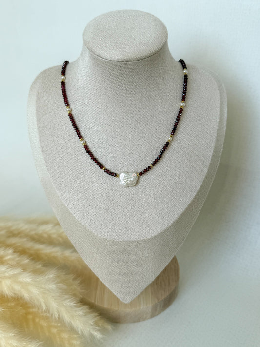 Naszyjnik GARNET | BAROQUE PEARL